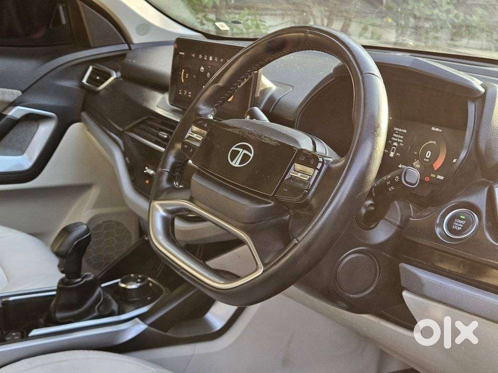 Tata Safari Pure Plus S, 2024, Diesel