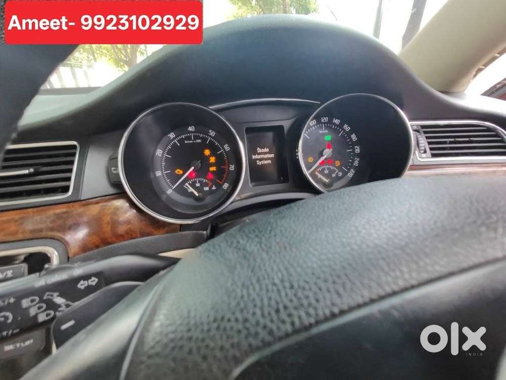 Skoda Superb 1.8 Elegance Tsi At, 2012, Petrol