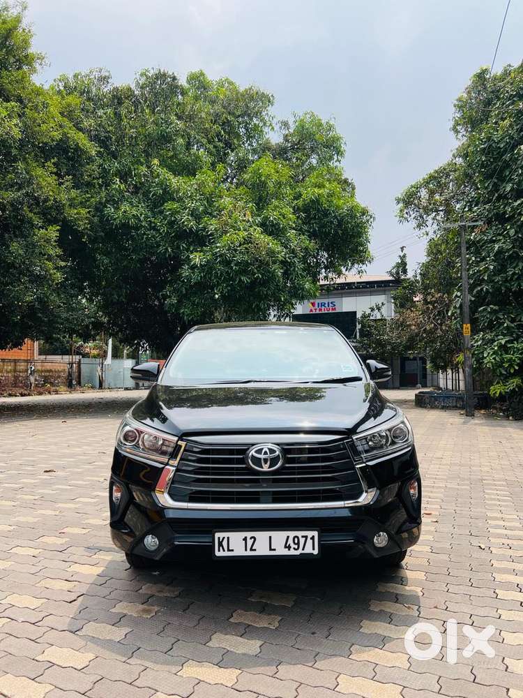 Toyota Innova Crysta