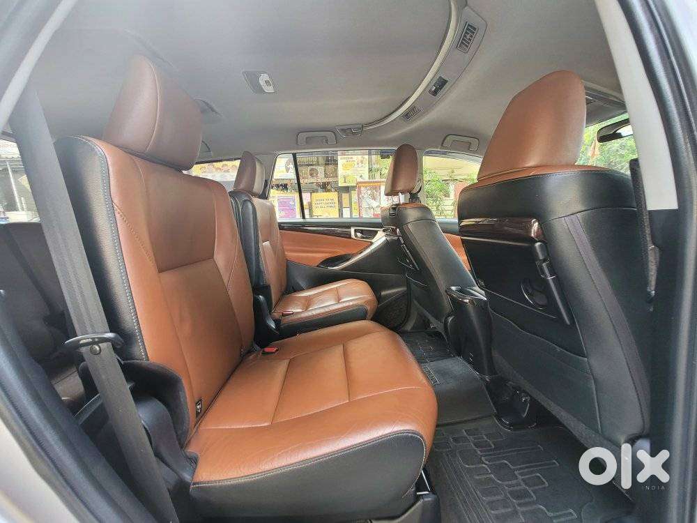 Toyota Innova Crysta 2.8z Automatic, 2018, Diesel