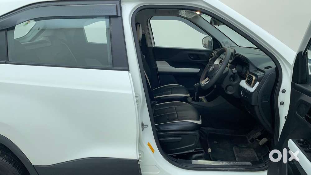 Tata Punch Accomplished, 2023, Petrol
