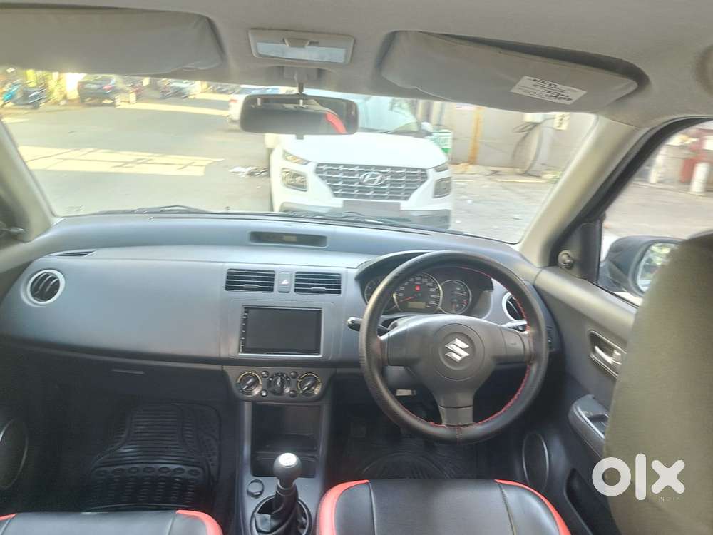 Maruti Suzuki Swift Vxi + Manual, 2010, Petrol
