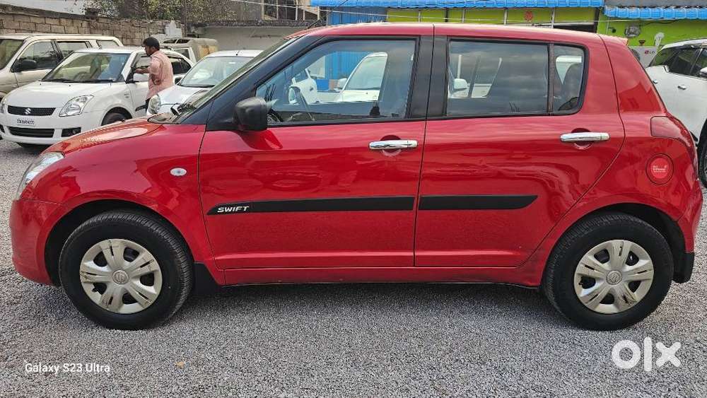 Maruti Suzuki Swift 1.2 Vxi Deca Limited Edition, 2007, Petrol