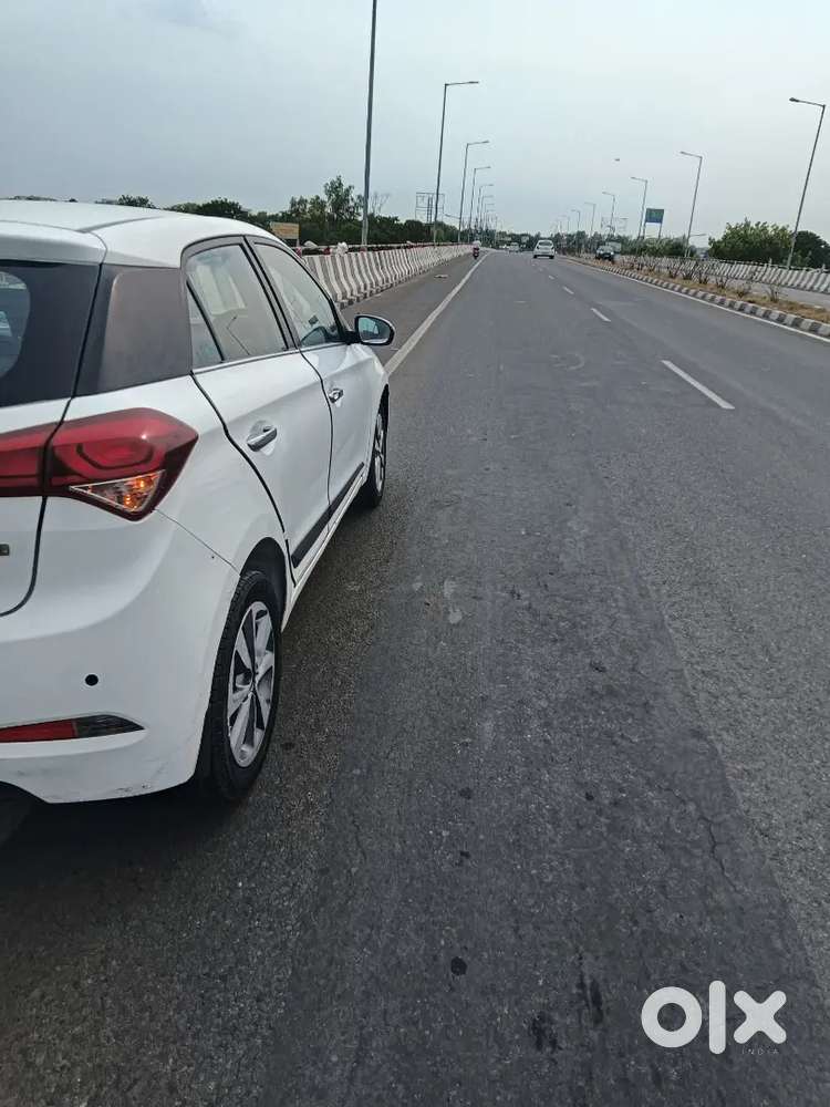 Hyundai I20 Active 2015 Diesel 90000 Km Driven