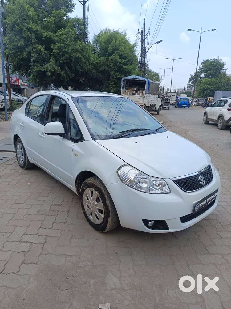 Maruti Suzuki Sx4, 2011, Petrol