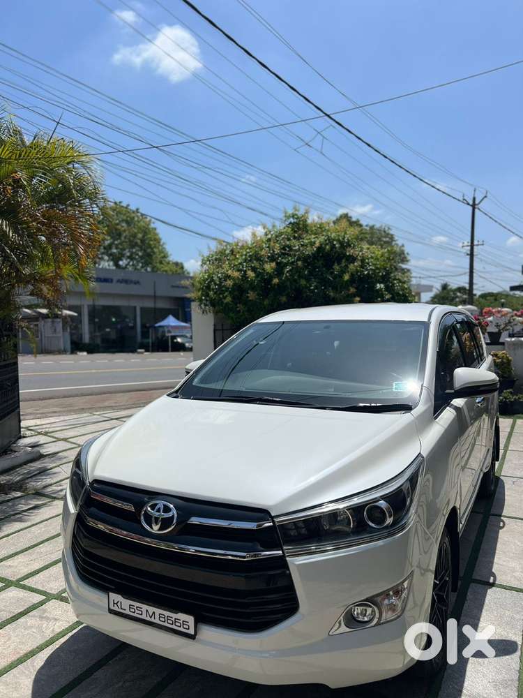 Toyota Innova Crysta 2.4 V 7 Str, 2018, Diesel