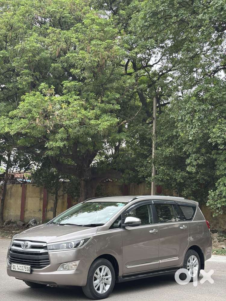 Toyota Innova Crysta 2.4 V 8 Str, 2018, Diesel
