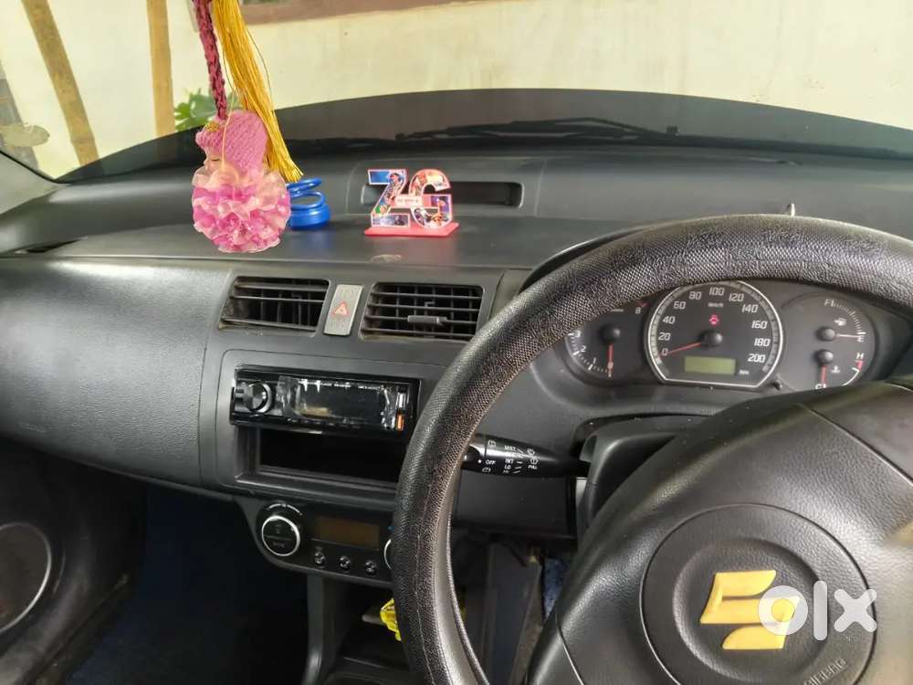 Maruti Suzuki Swift 2005 Petrol 95000 Km Driven
