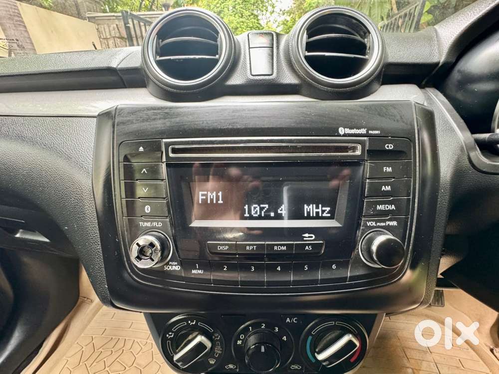 2020 Maruti Suzuki Swift Vxi Amt Petrol