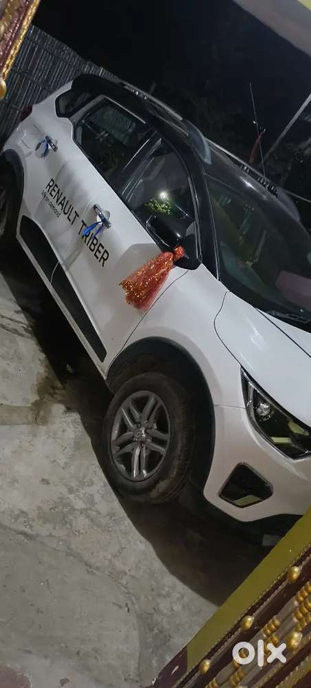 Showroom Test Drive Car