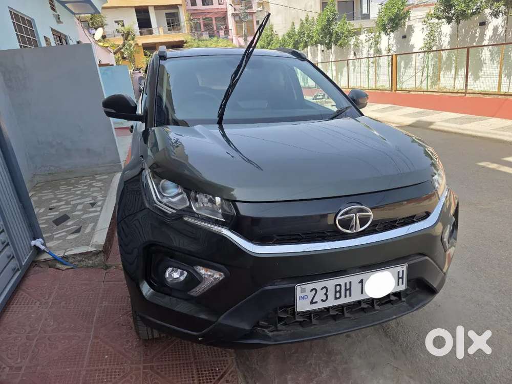 Well Mentioned Only 2.5 Years Old, Used Only For Office Up-down