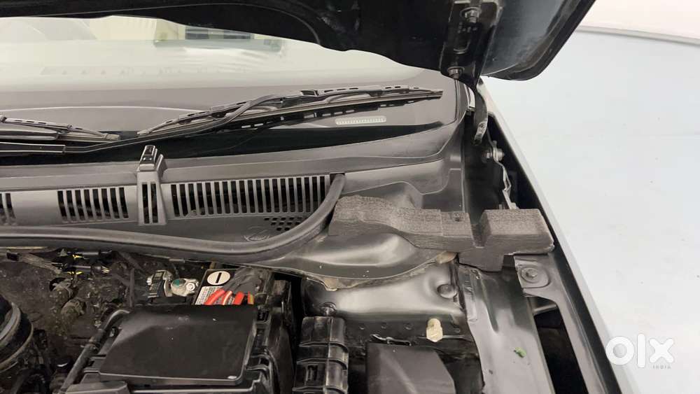 Skoda Slavia Style 1.0l Tsi At, 2023, Petrol