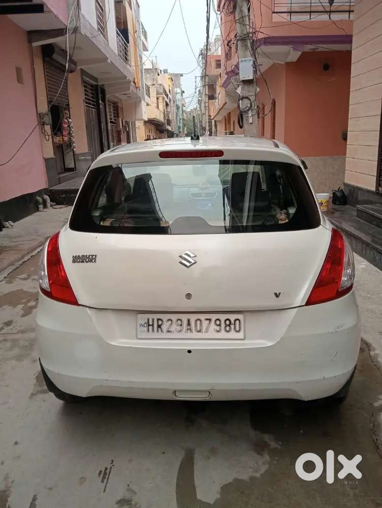 2016 Maruti Suzuki Swift Lxi