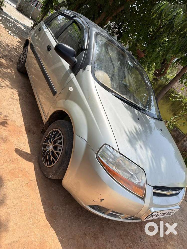 Chevrolet Aveo 2010 Petrol 100000 Km Driven