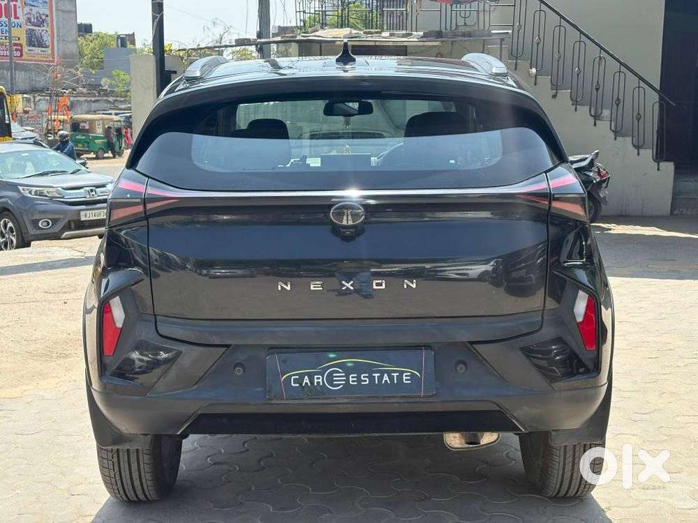 Tata Nexon Fearless 1.2 Revotron Petrol 7dca  Dt, 2024, Petrol