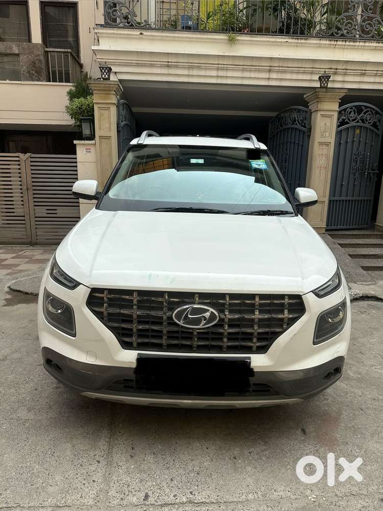 Hyundai Venue 2021 Petrol Automatic