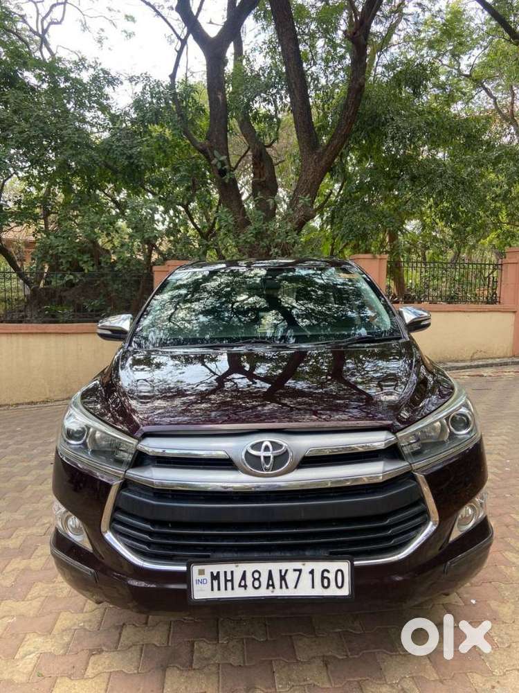 Toyota Innova Crysta 2.4 G Plus Mt 8 Str, 2017, Diesel