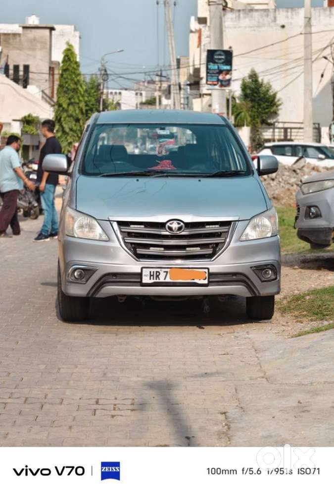 Toyota Innova 2.5 G (diesel) 7 Seater Bs Iv, 2015, Diesel