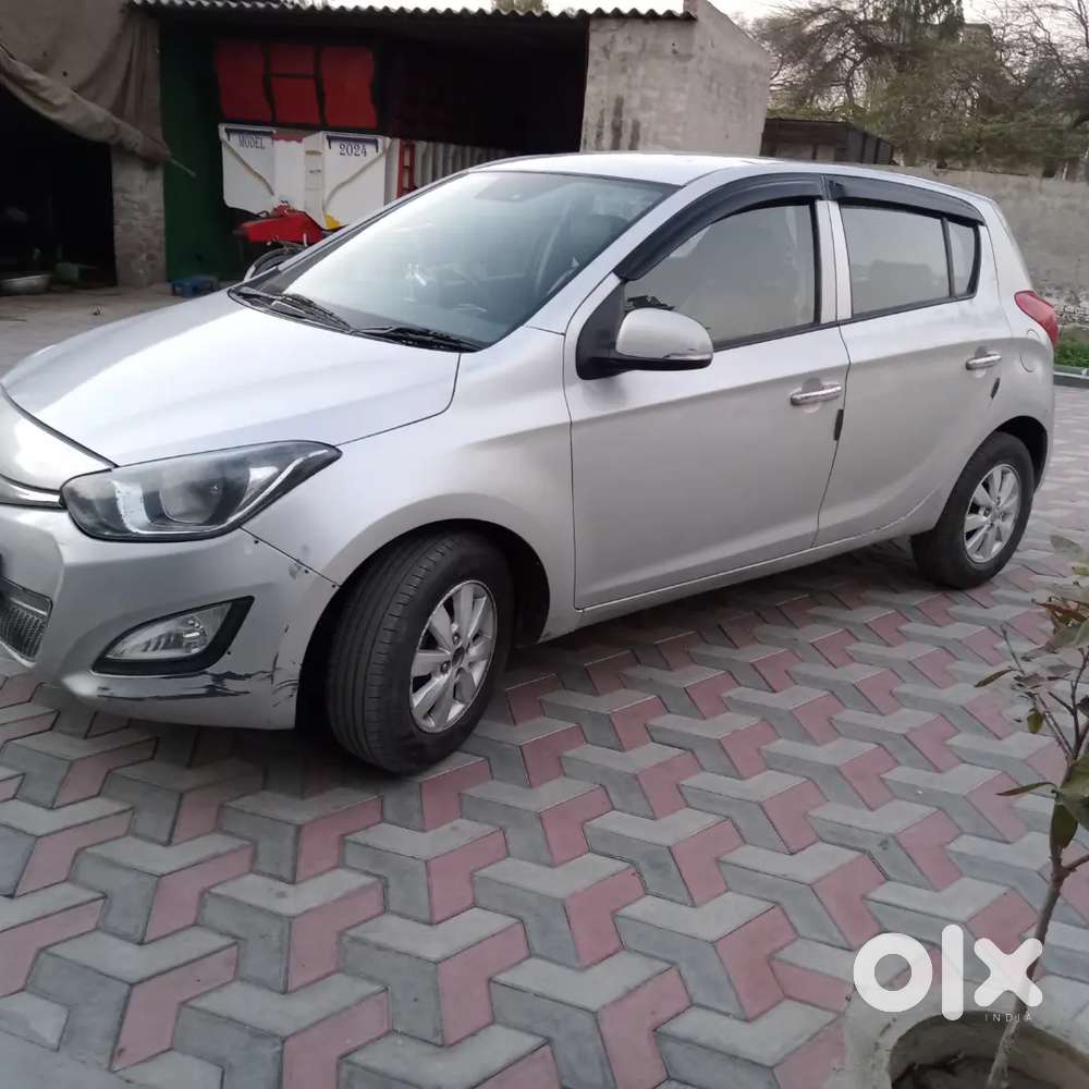 Hyundai I20 Sportz 2012