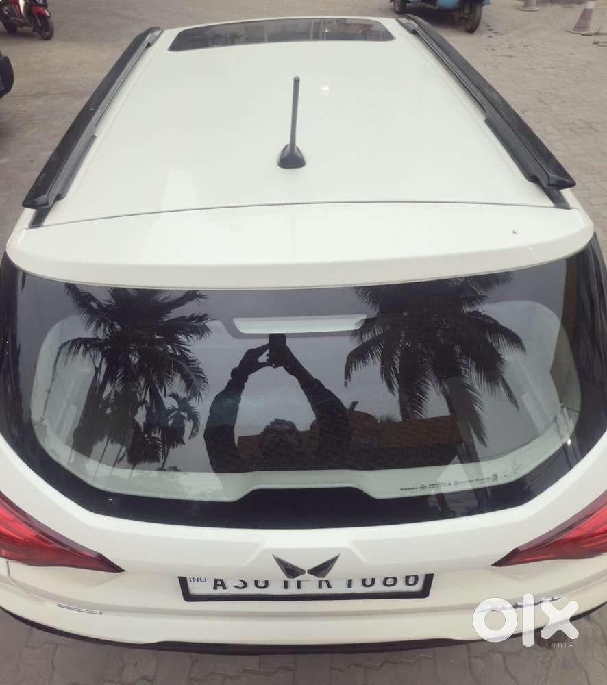 Mahindra Xuv300 1.2 W6 Amt Petrol, 2023, Petrol