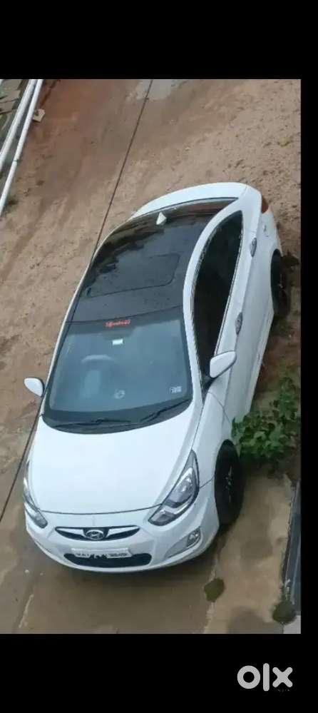 Hyundai Verna 2011 Petrol Well Maintained