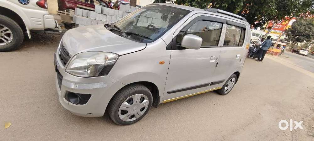 Maruti Suzuki Wagon R Vxi Amt1.2, 2018, Cng & Hybrids