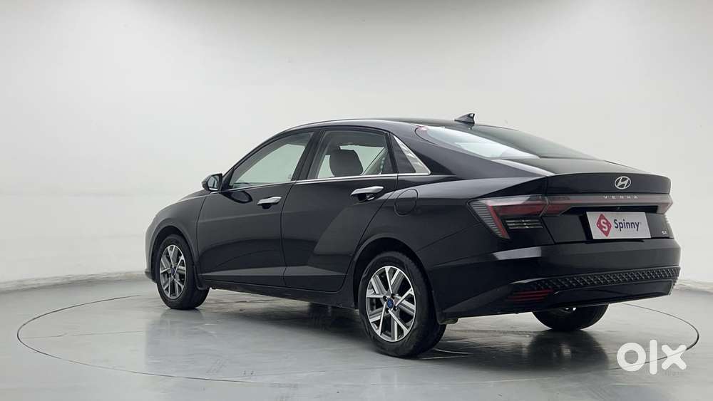 Hyundai Verna 1.5 Sx Petrol Mt, 2024, Petrol