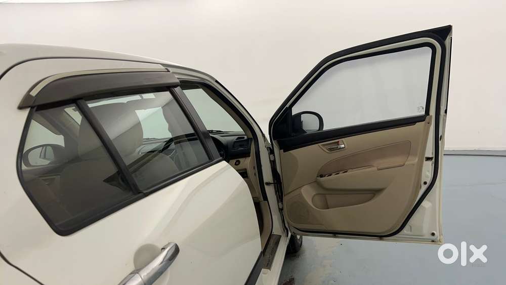 Maruti Suzuki Swift Dzire 1.2 Zxi, 2016, Petrol