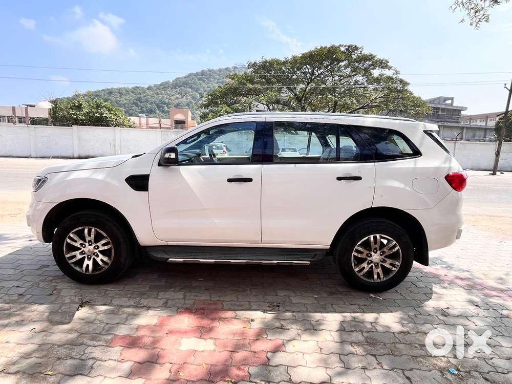 Ford Endeavour 2017 Diesel Well Maintained