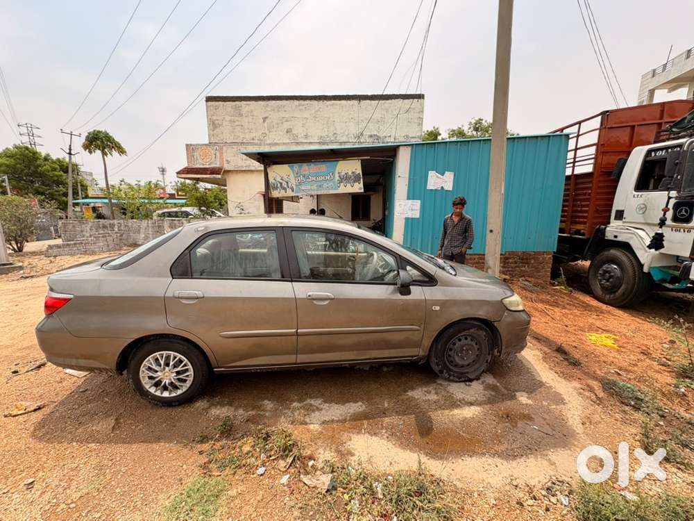 Honda City Zx Petrol 2006