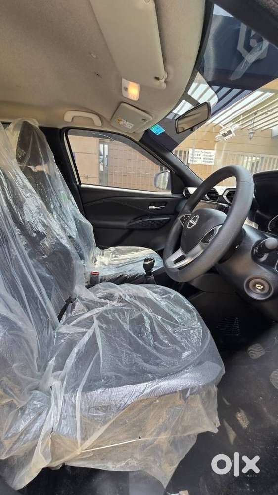 Nissan Magnite 1.0 Xl, 2025, Petrol