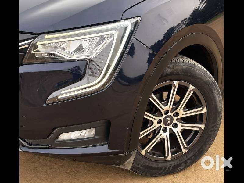 Mahindra Xuv700 2.2 Ax 7 Diesel At Luxury Pack Str Awd, 2022, Diesel