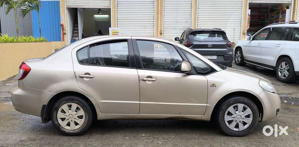 Maruti Suzuki Sx4 Vxi Bsiv, 2013, Petrol