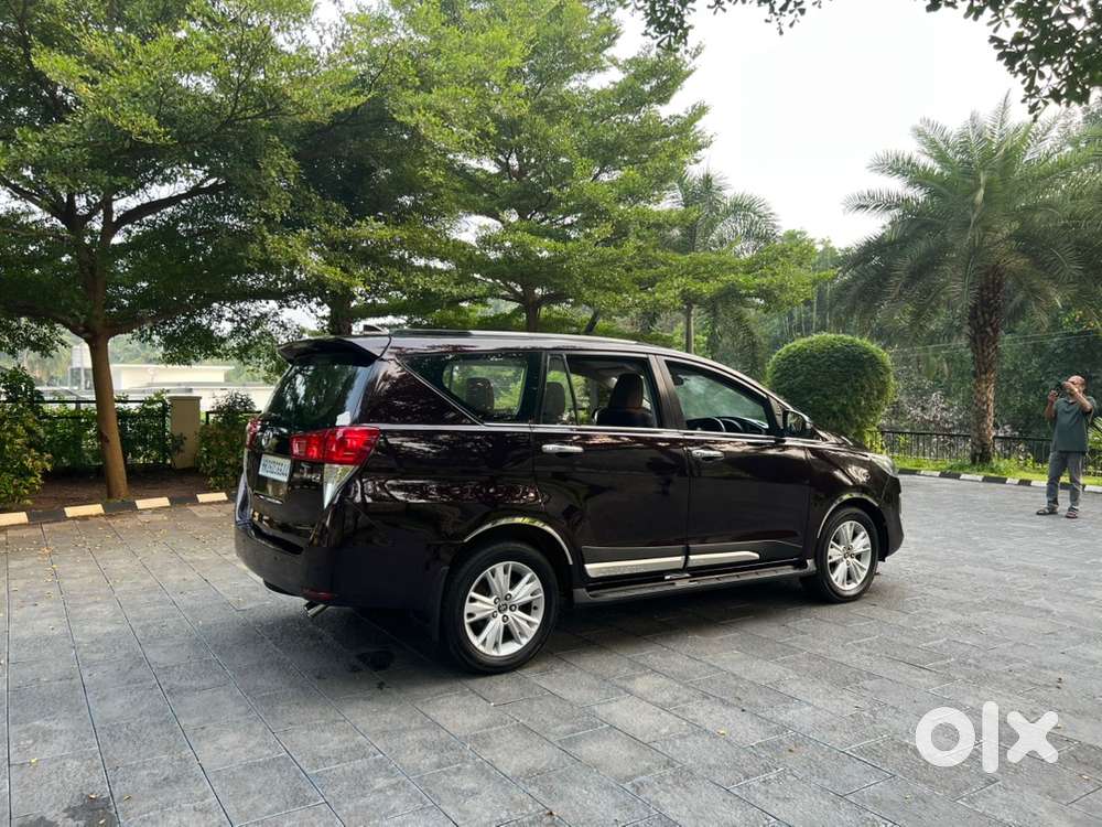 Toyota Innova Crysta 2018