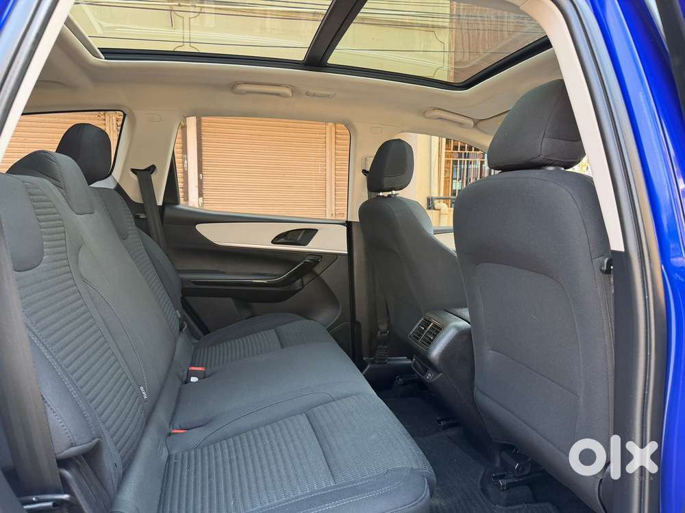 Mahindra Xuv700 2.2 Ax 5 Diesel Mt 7 Str, 2024, Diesel