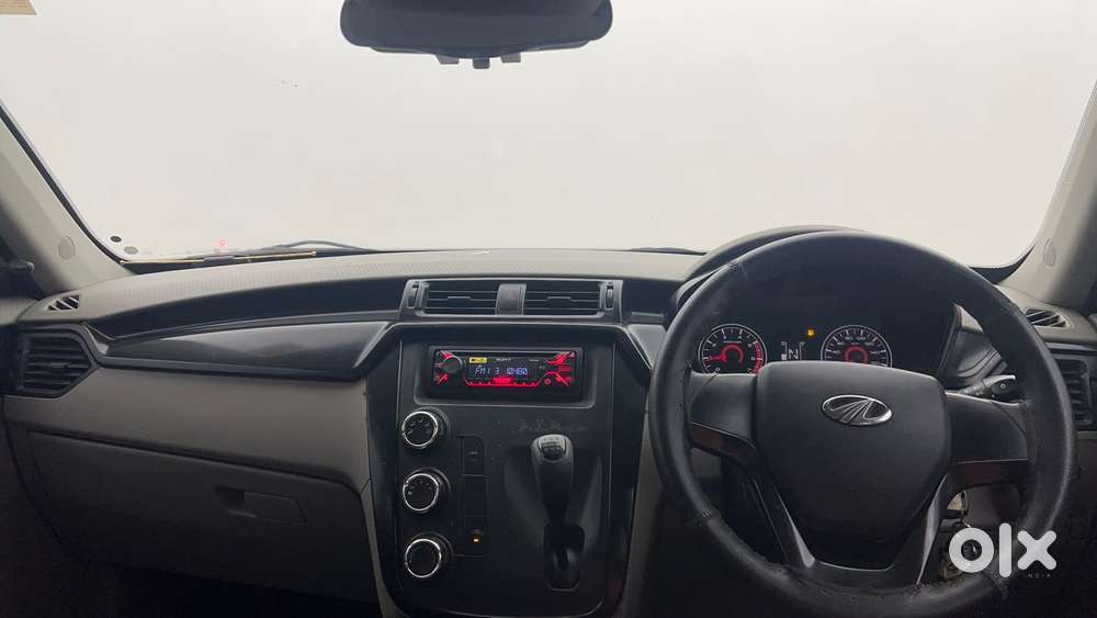 Mahindra Kuv 100 Mfalcon G80 K4, 2017, Petrol