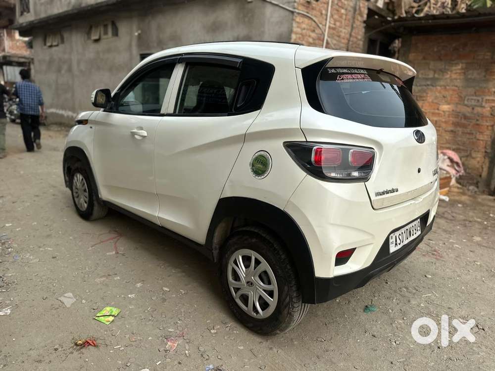 Mahindra Kuv 100 Petrol 2019