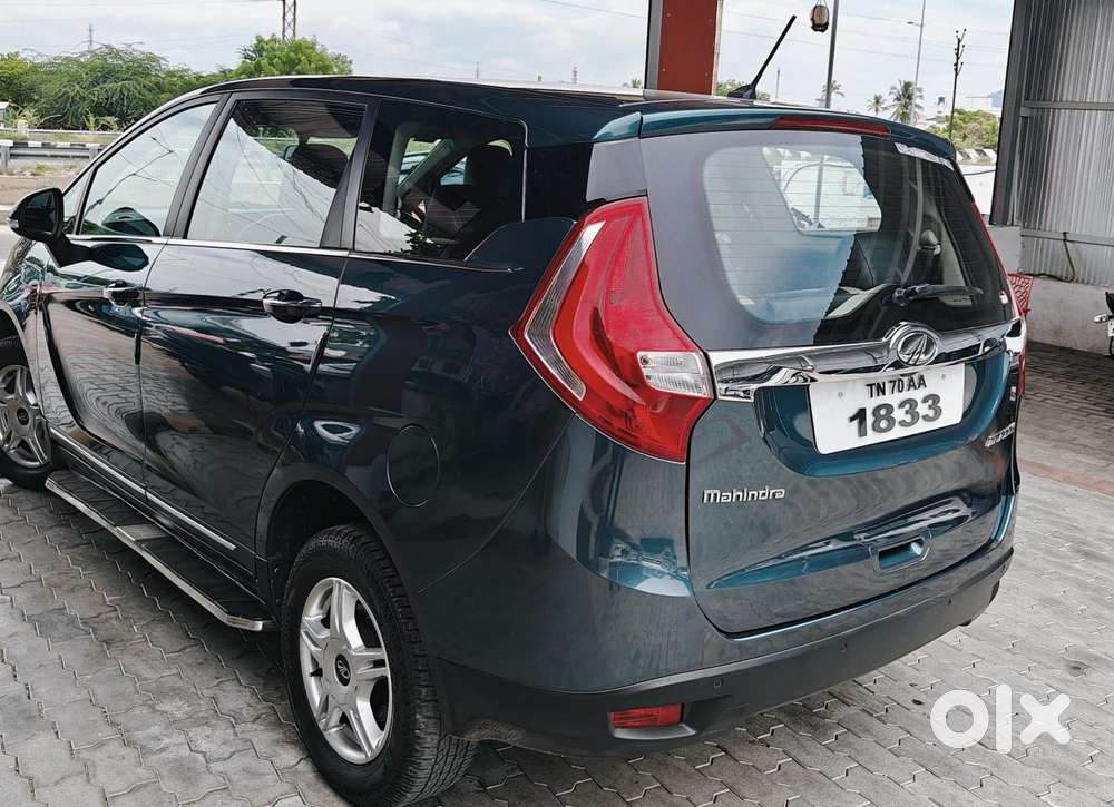 Mahindra Marazzo M6, 2018, Diesel