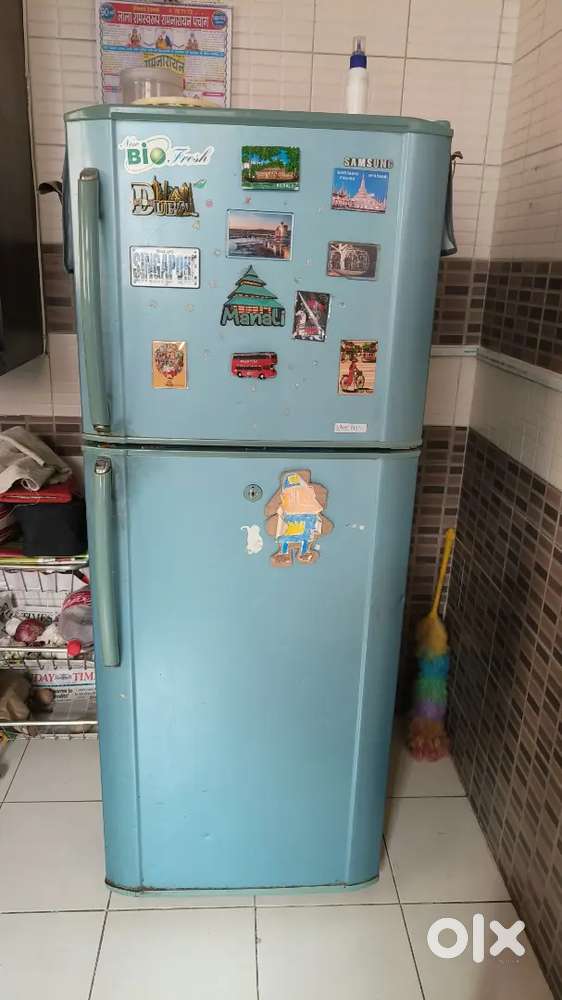 Samsung double door 230 ltr Refrigerator Fridges 1752843352