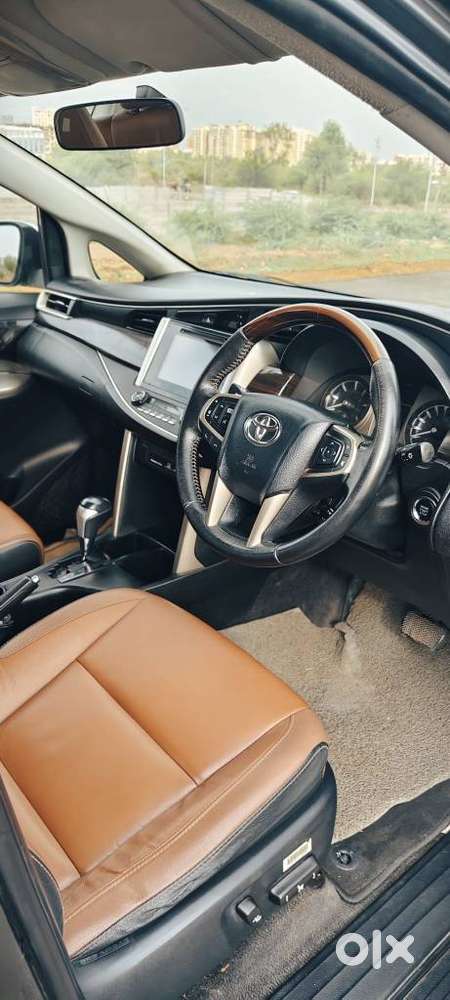 Toyota Innova Crysta 2.8z Automatic, 2018, Diesel