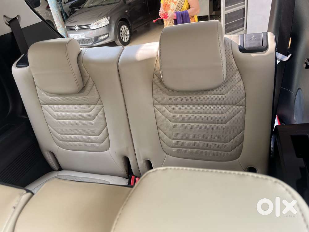 Kia Carens Luxury (o)1.5 Diesel At 7 Str, 2022, Diesel