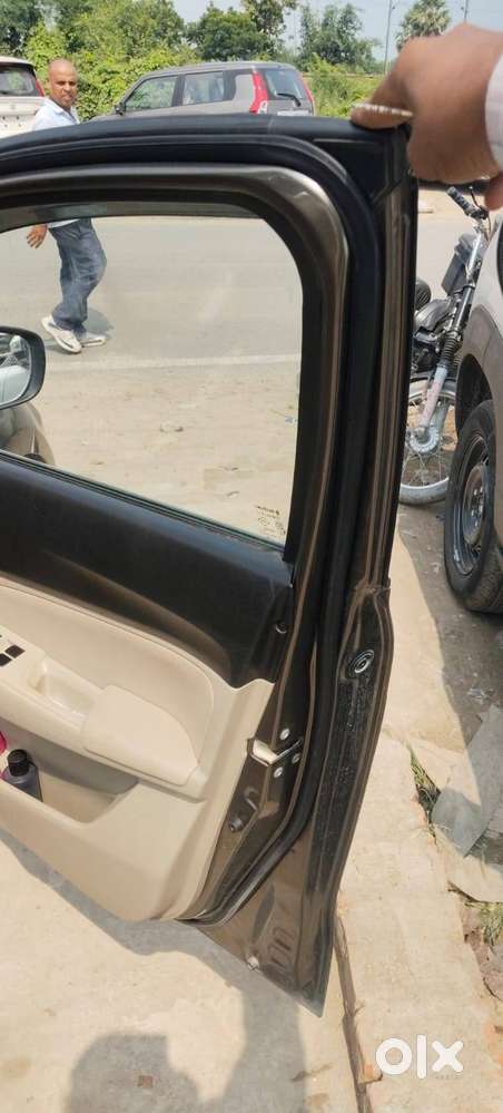 2022 Maruti Dzire Petrol