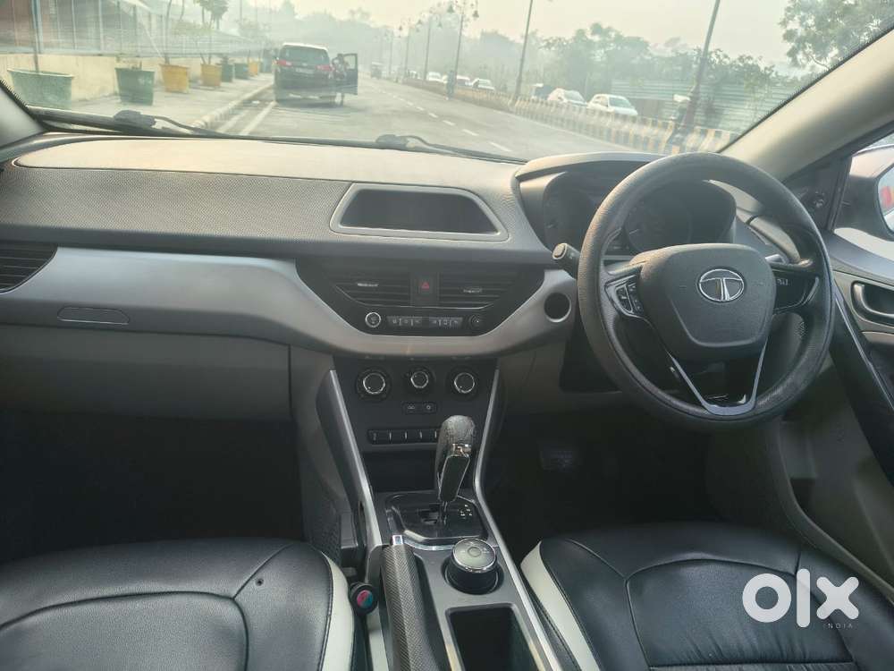 Tata Nexon 1.2 Revotron Xma Amt (s), 2019, Petrol