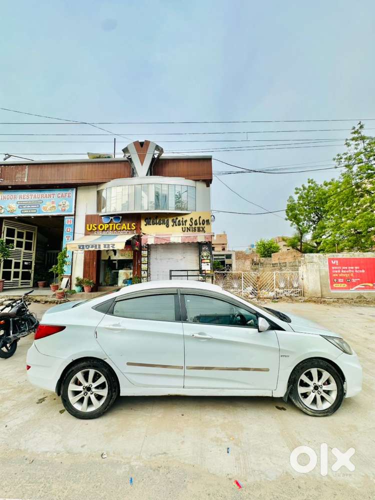 Hyundai Verna Hybrid 2012 Car