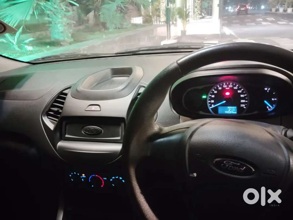 Ford Figo (2016) [diesel]  Life-time Mileage 21.1km/l  44,500km