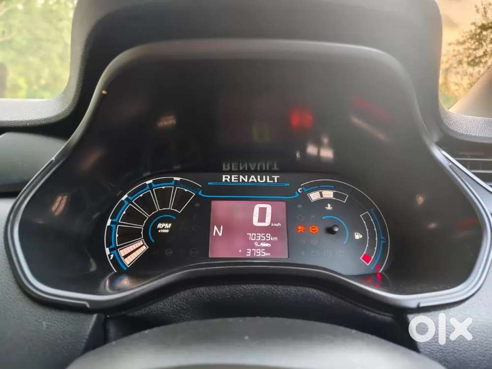 Renault Triber Rxl, 2022, Petrol