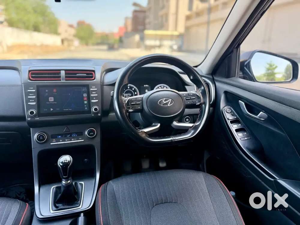 Creta With Push Start + Sunroof