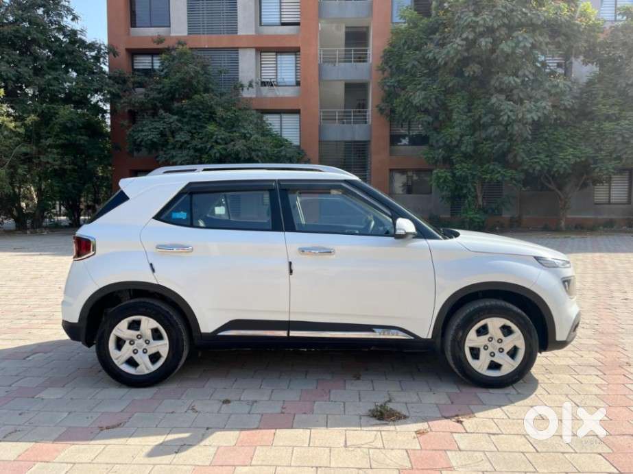 Hyundai Venue S Plus Mt 1.2 Kappa, 2021, Petrol