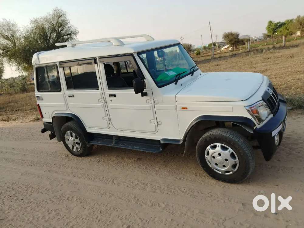 टैपर बोलेरो फर्स्ट पार्टी कंपनी फिटेड एसी न्यू टायर गुड कंडीशन