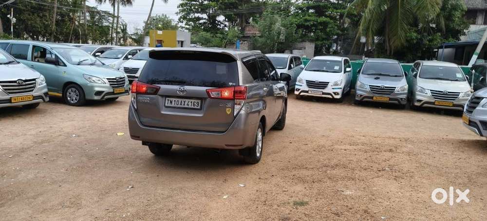 Toyota Innova Crysta 2.8z Automatic, 2016, Diesel